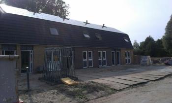 Zwarte zonnepanelen geplaatst op schuine daken te Zuidhorn(Groningen) in september 2016 Zwarte zonnepanelen geplaatst op schuine daken te Zuidhorn(Groningen) in september 2016