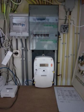 Meterkast aangepast voor zonnepanelen te Ter Apel (Groningen) in november 2016 Meterkast aangepast voor zonnepanelen te Ter Apel (Groningen) in november 2016