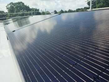 80 zonnepanelen op school in Burgum 80 zonnepanelen op school in Burgum