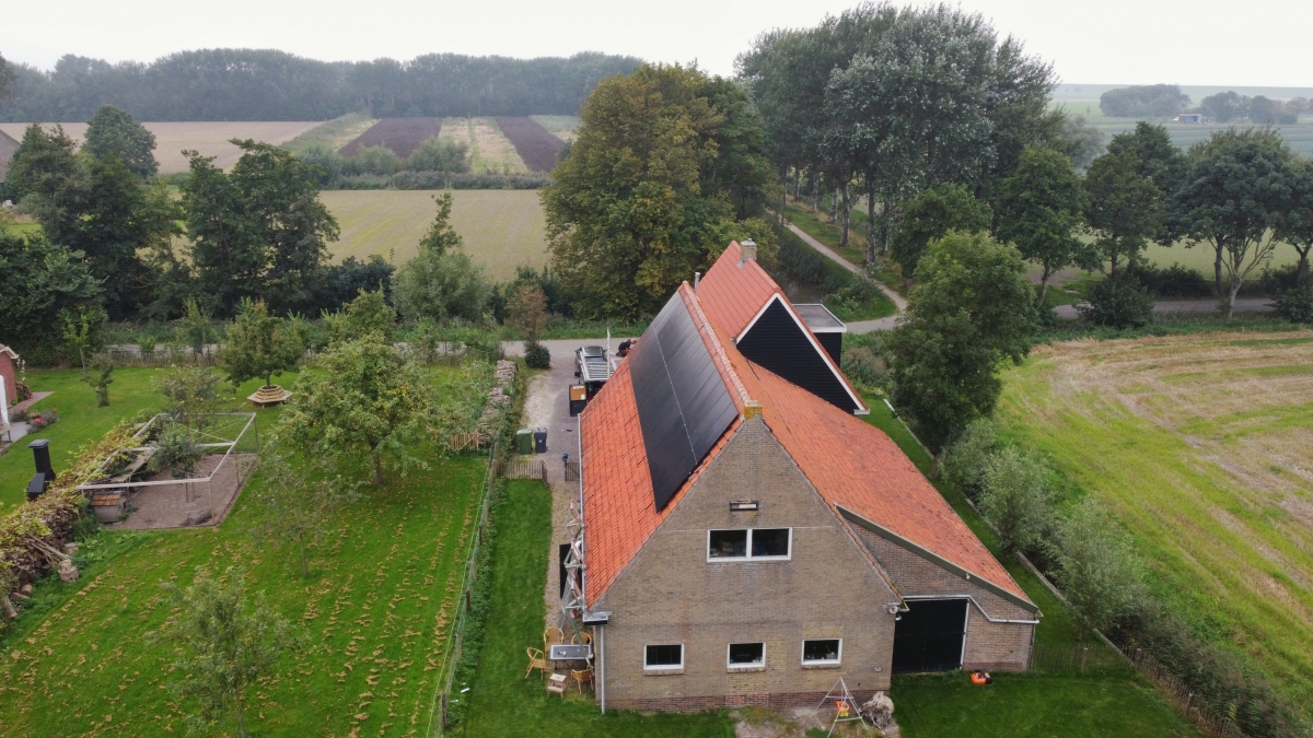30 zonnepanelen in Sexbierum te Friesland 30 zonnepanelen in Sexbierum te Friesland